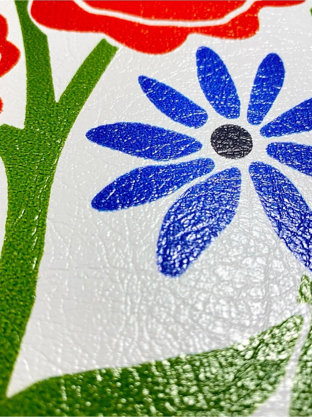 Set of 4 Vintage Crate & Barrel Vinyl Placemats Bright Wildflowers 12 x 17 In.
